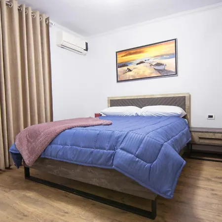 Apartment Dea's Center *